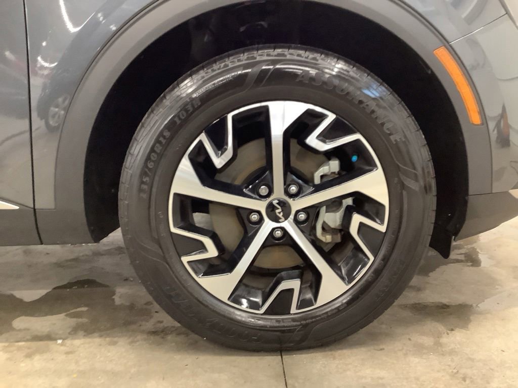 Certified 2023 Kia Sportage EX AWD/4WD image 22