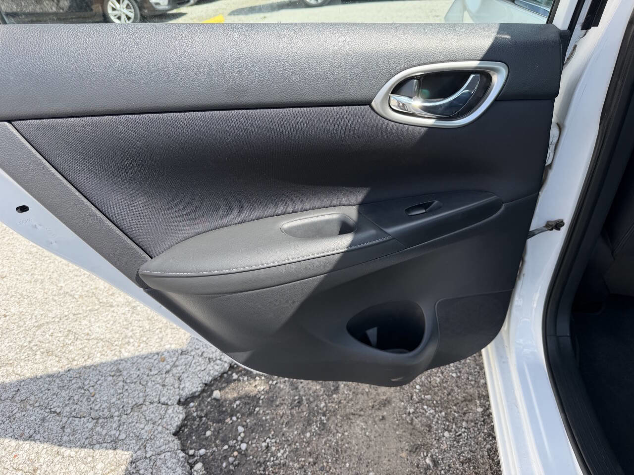 Used 2018 Nissan Sentra SV FWD image 15