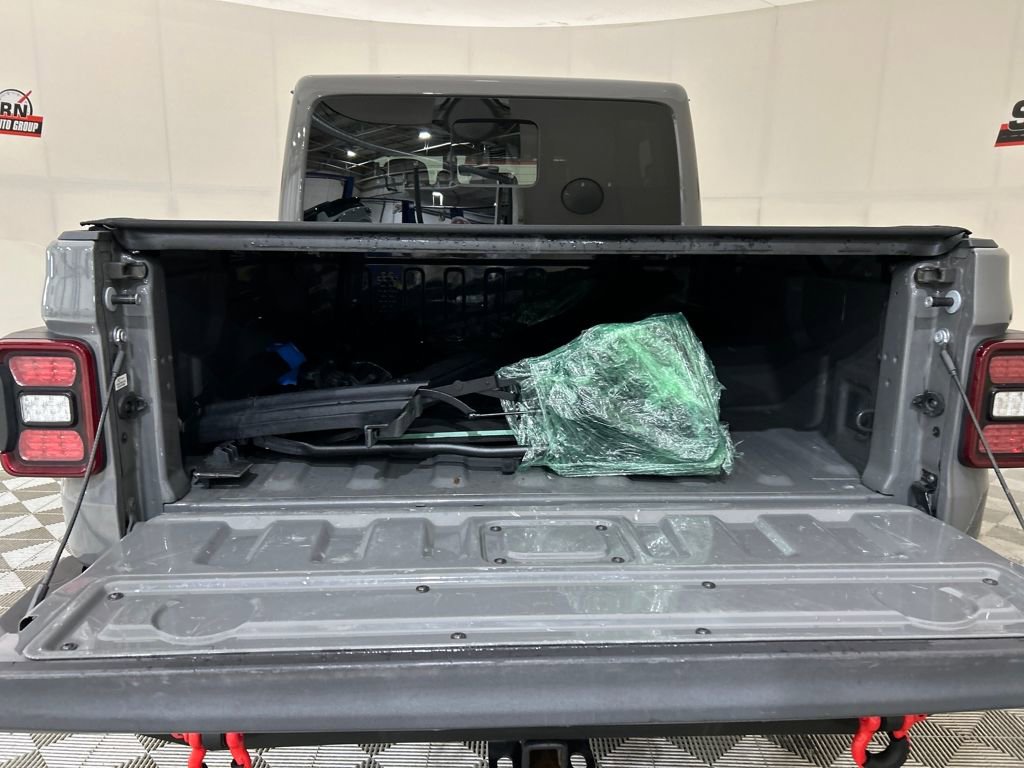 Used 2021 Jeep Gladiator Mojave AWD/4WD image 5