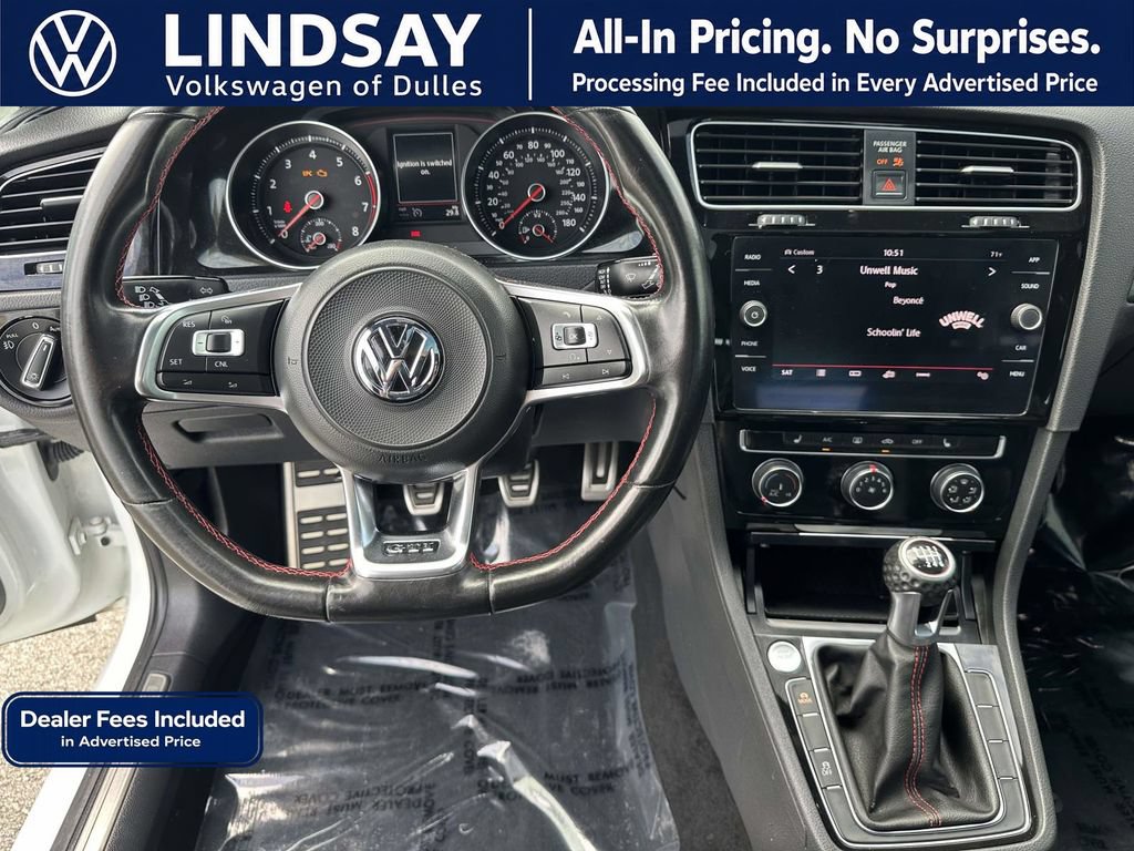 Used 2018 Volkswagen GTI SE w/ SE Leather Package FWD image 10