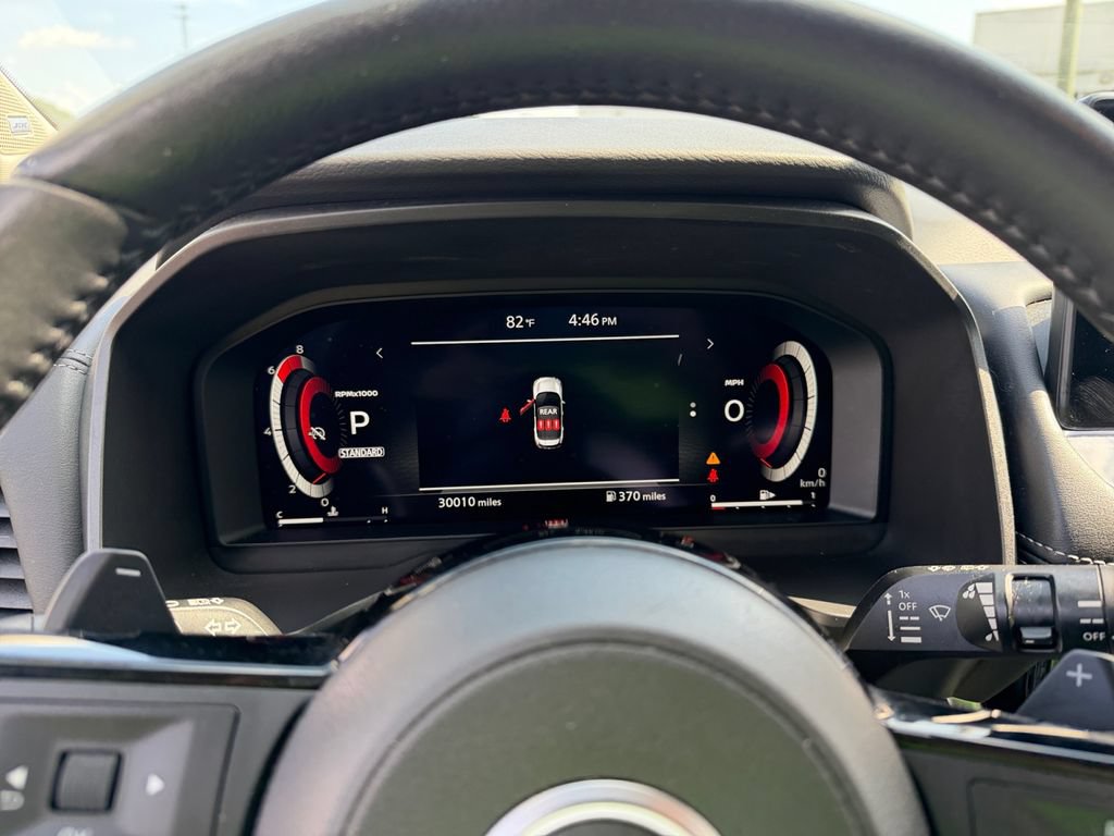 Used 2024 Nissan Rogue Platinum w/ Platinum Premium Package FWD image 16