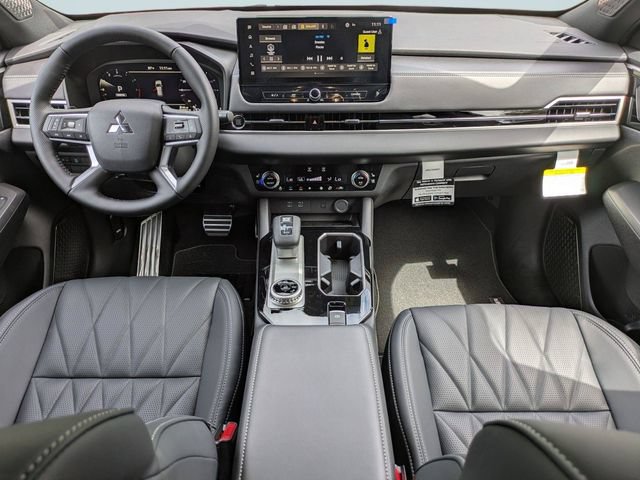 New 2026 Mitsubishi Outlander SEL Black Edition FWD image 17