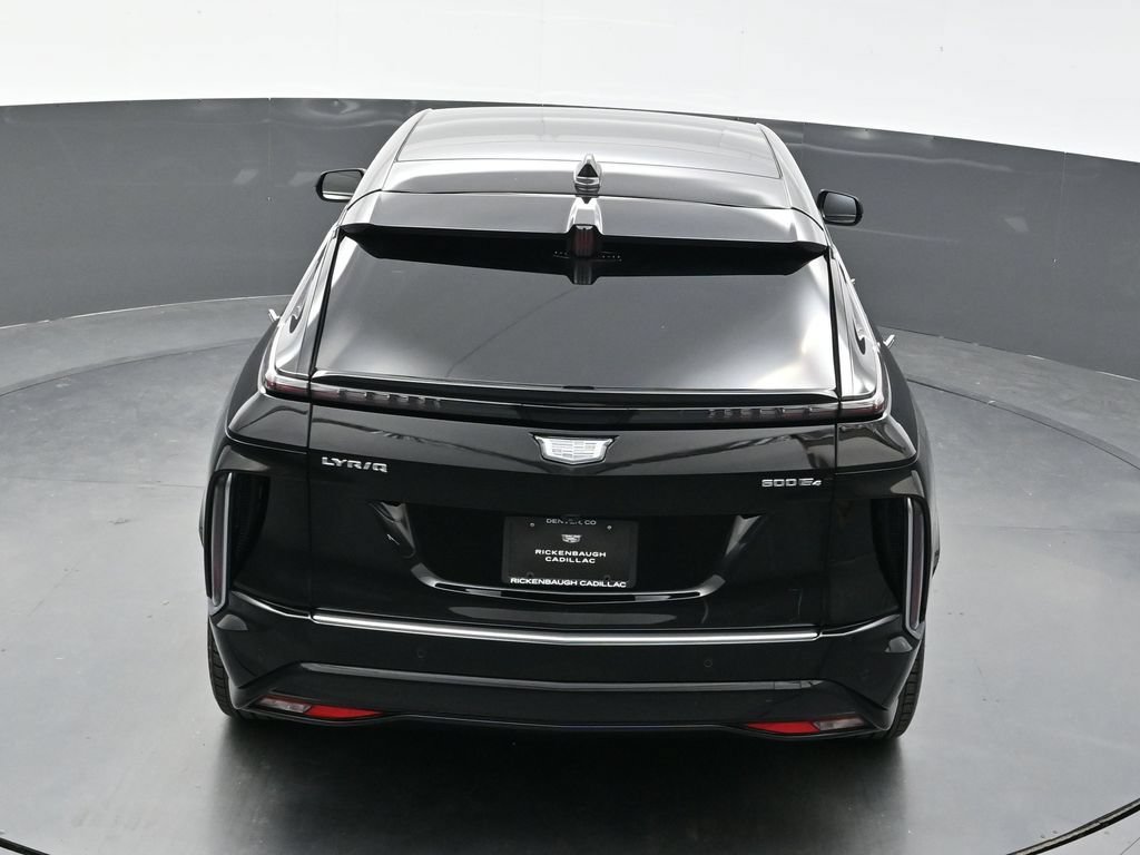 Certified 2024 Cadillac Lyriq Luxury AWD/4WD image 31
