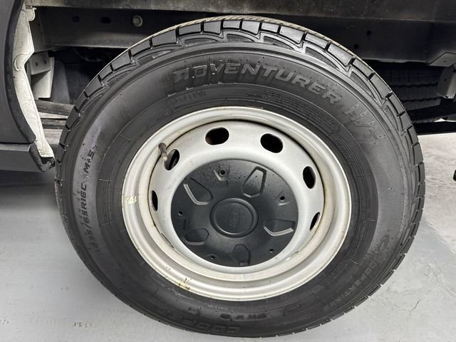 Used 2023 Ford Transit 250 Medium Roof RWD image 5