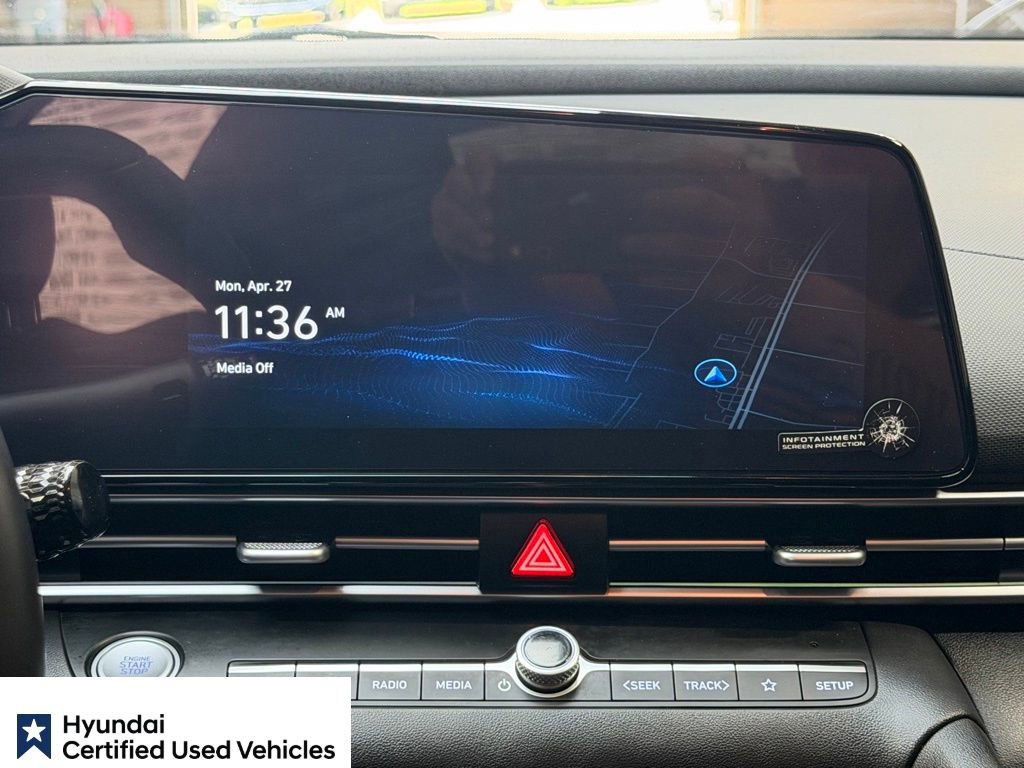Certified 2025 Hyundai Elantra SEL FWD image 17