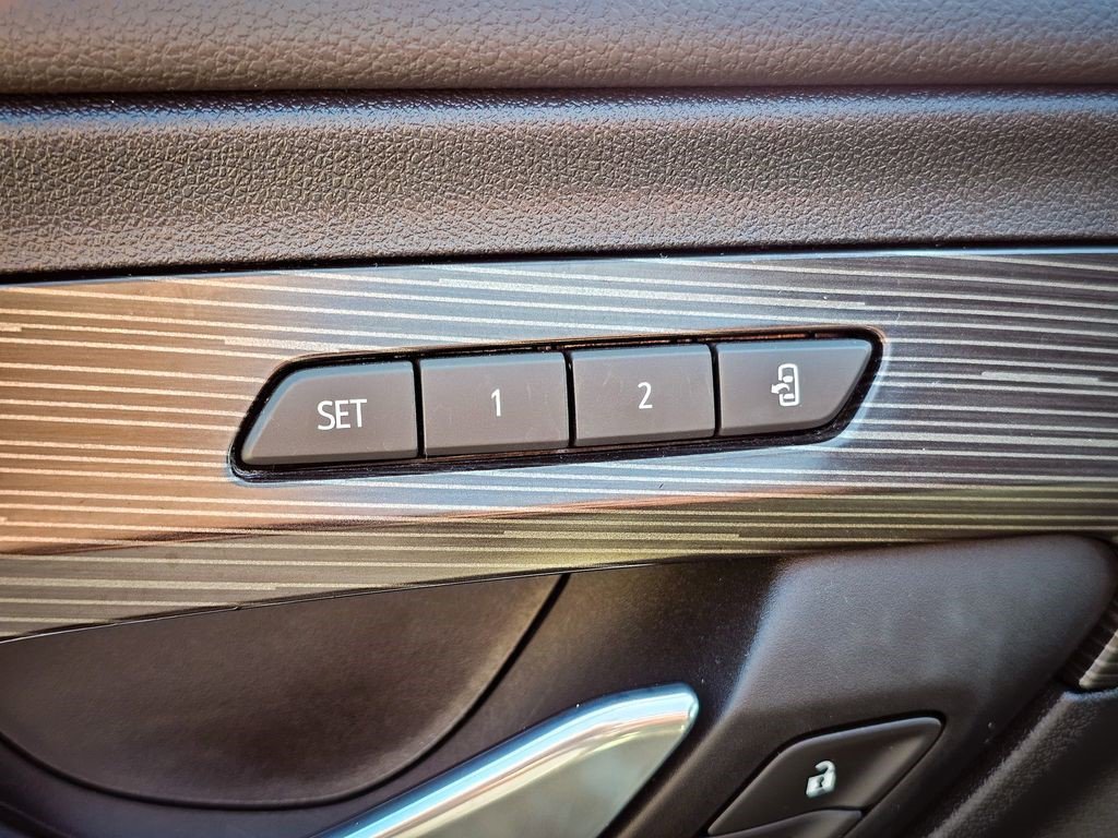 Certified 2021 GMC Terrain SLT image 9