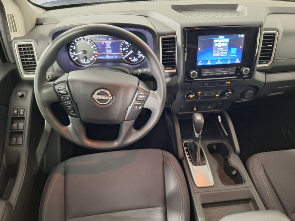 Used 2024 Nissan Frontier SV w/ Technology Package RWD image 9