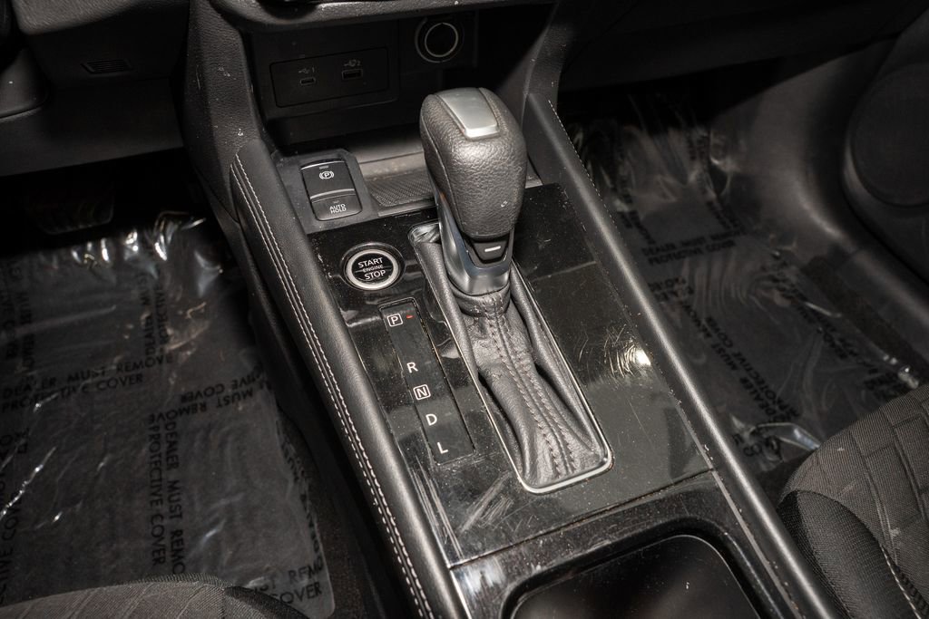 Certified 2021 Nissan Kicks SV image 15