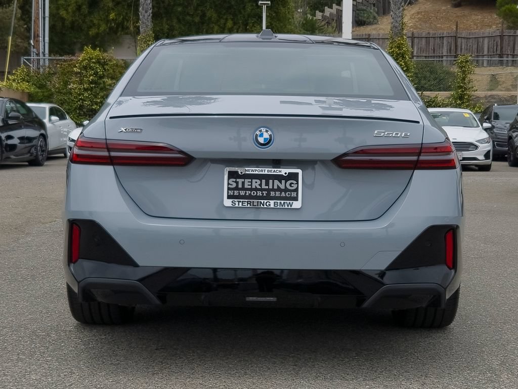 New 2027 BMW 550e xDrive w/ Executive Package AWD/4WD image 19