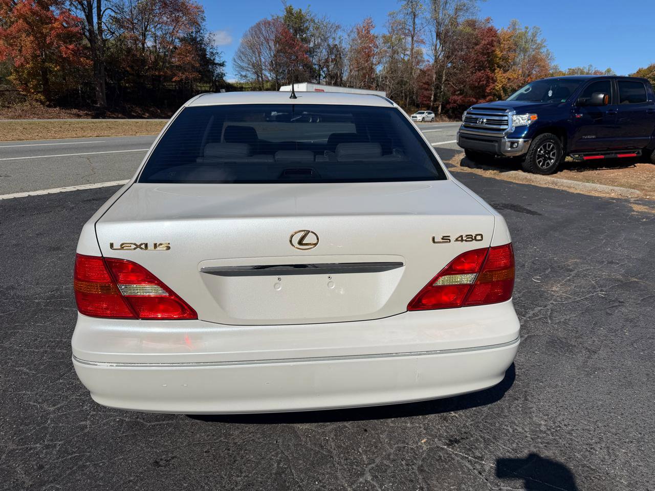 Used 2003 Lexus LS 430 RWD image 6