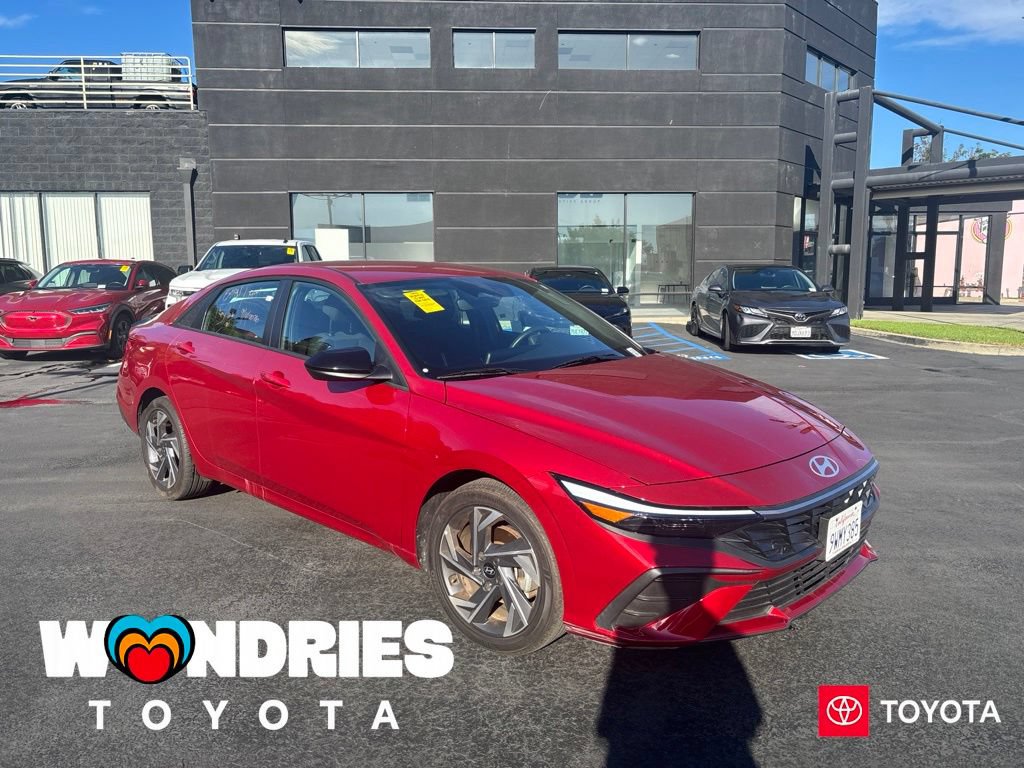 Used 2025 Hyundai Elantra Sport