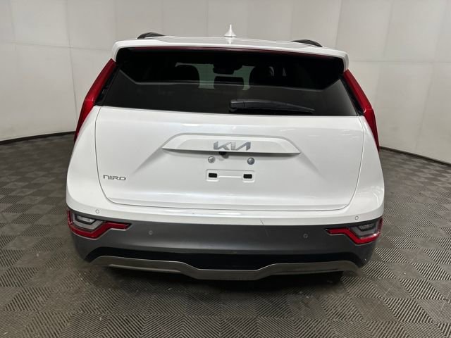 Used 2024 Kia Niro Wave w/ Wave Preserve Package image 4