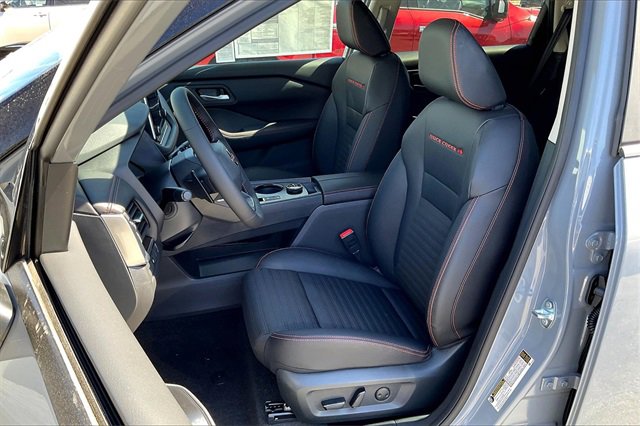 New 2026 Nissan Rogue SV image 7