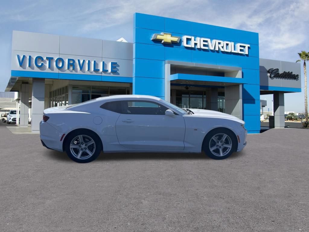 Used 2023 Chevrolet Camaro LT RWD image 4