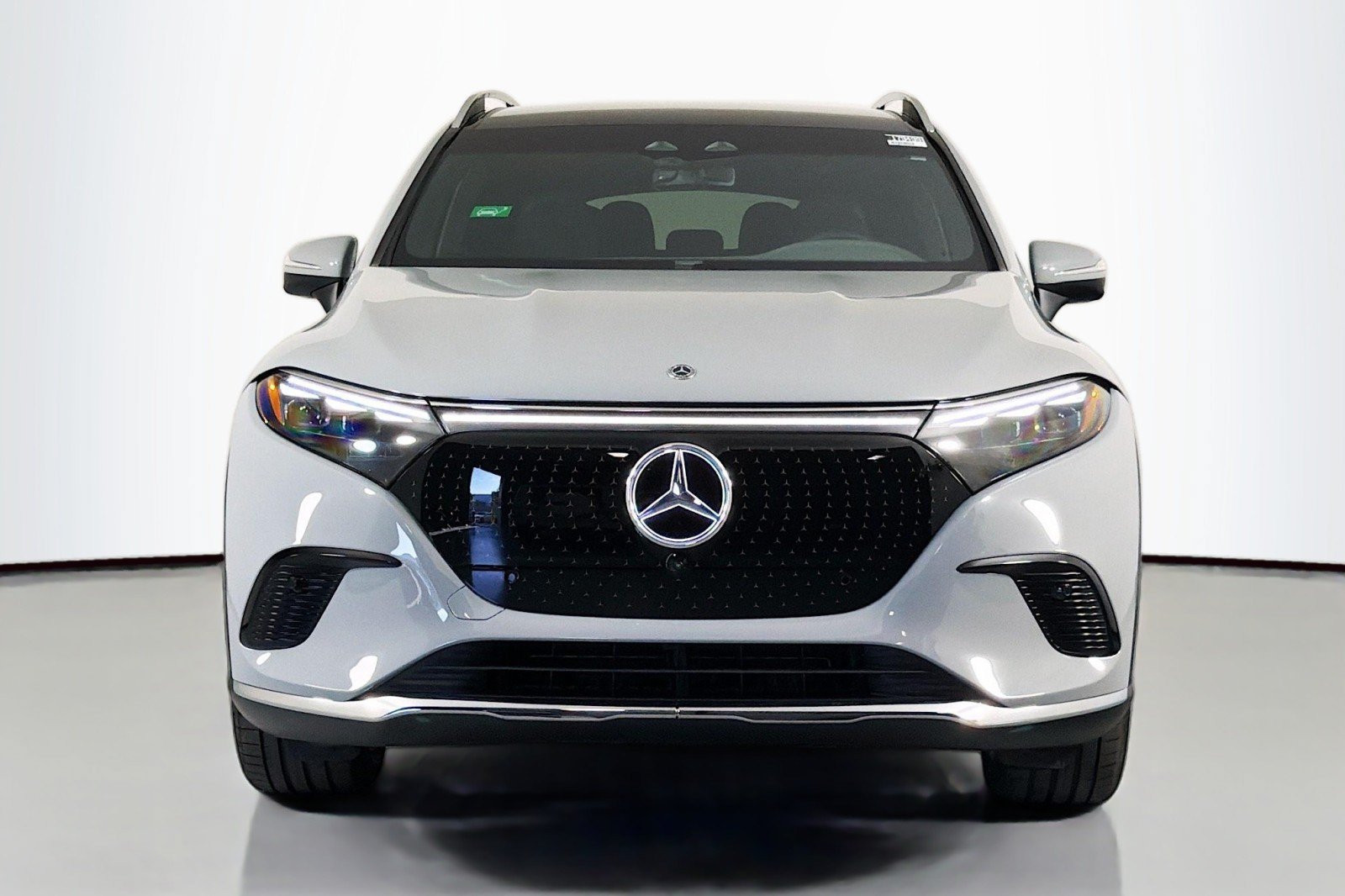 New 2026 Mercedes-Benz EQS 400 4MATIC SUV image 2