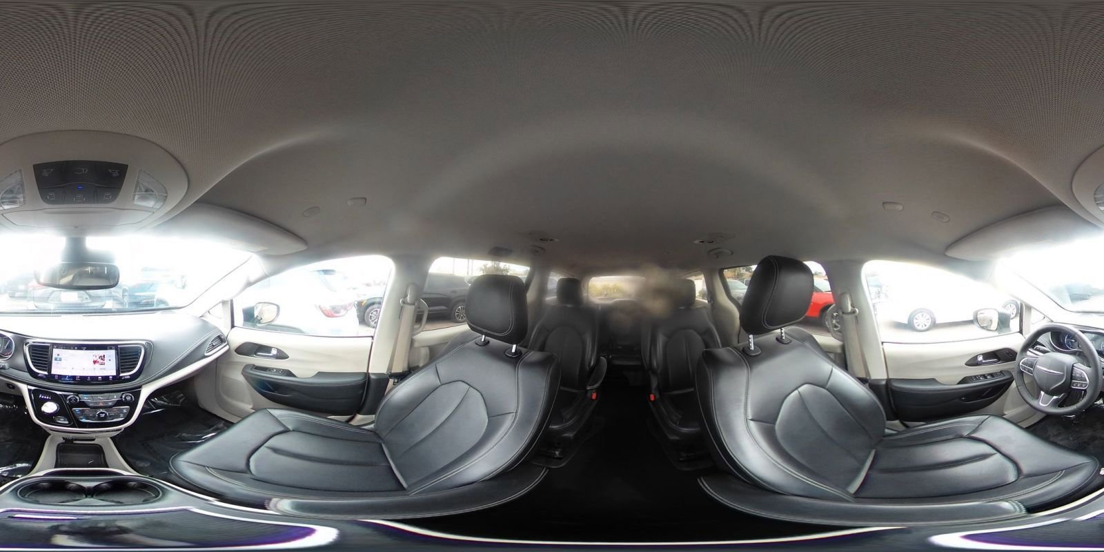 Used 2023 Chrysler Pacifica Touring-L image 45