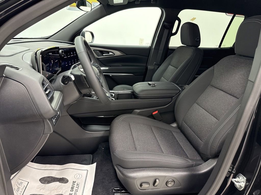 New 2026 Chevrolet Traverse LT w/ Midnight/Sport Edition image 22