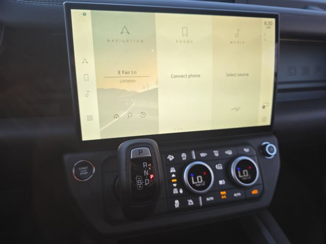 New 2026 Land Rover Defender 110 X-Dynamic SE AWD/4WD image 15