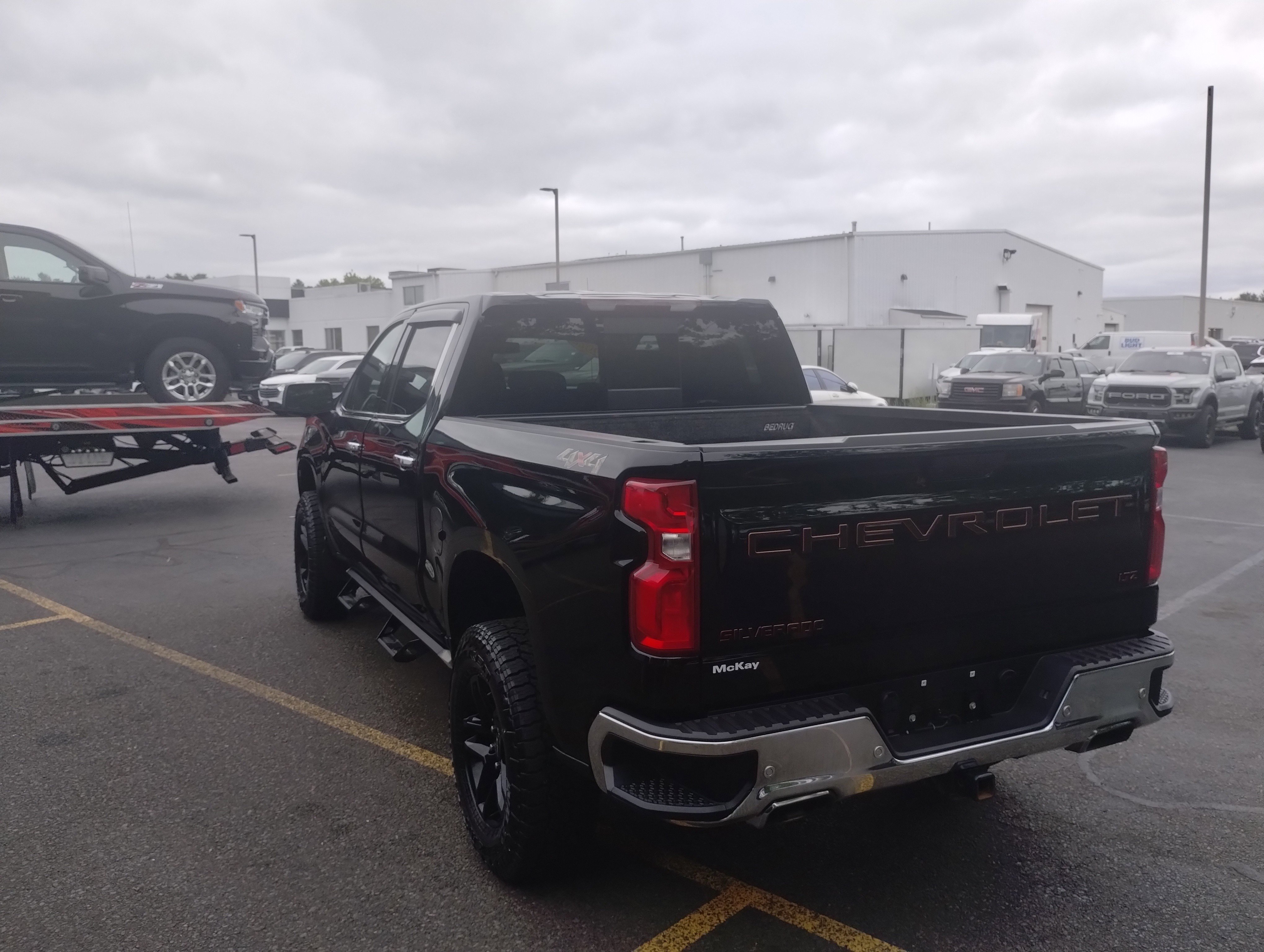 Used 2022 Chevrolet Silverado 1500 LTZ w/ Safety Package II image 5