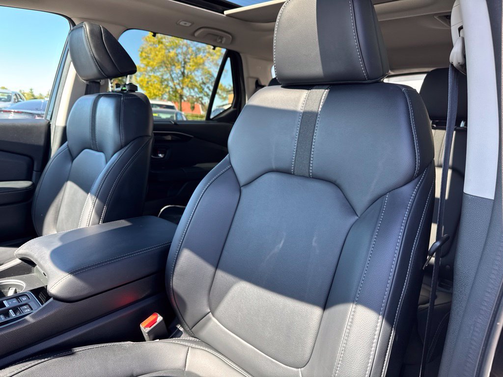 Used 2023 Honda Pilot Touring image 31