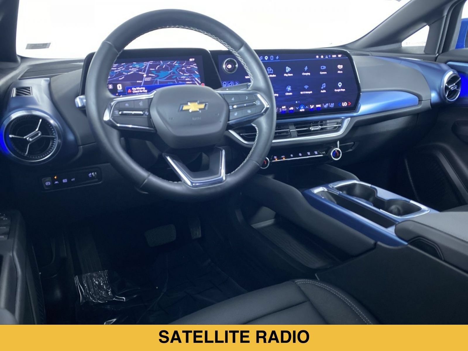 Certified 2024 Chevrolet Equinox EV LT FWD image 2