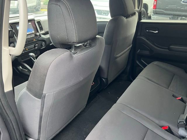 Used 2023 Nissan Frontier SV image 13