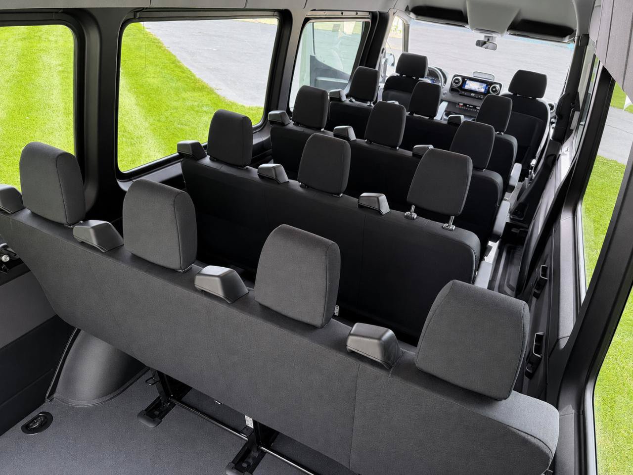 Used 2026 Mercedes-Benz Sprinter 2500 image 4