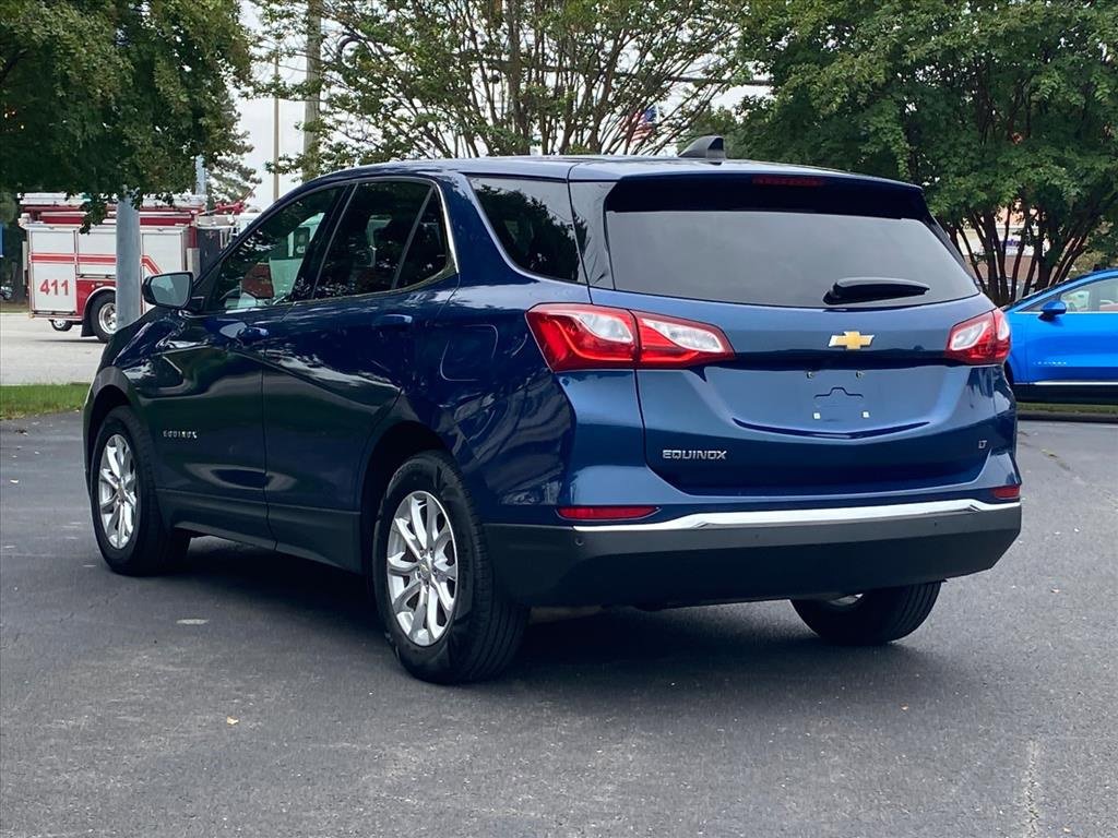Used 2020 Chevrolet Equinox LT w/ Driver Convenience Package image 5