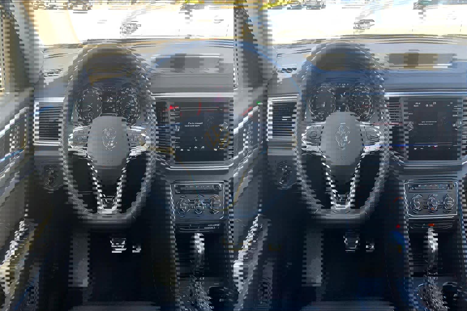 Used 2021 Volkswagen Atlas SE w/ Panoramic Sunroof Package image 5