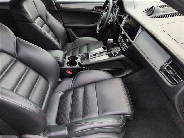 Used 2023 Porsche Macan S image 21