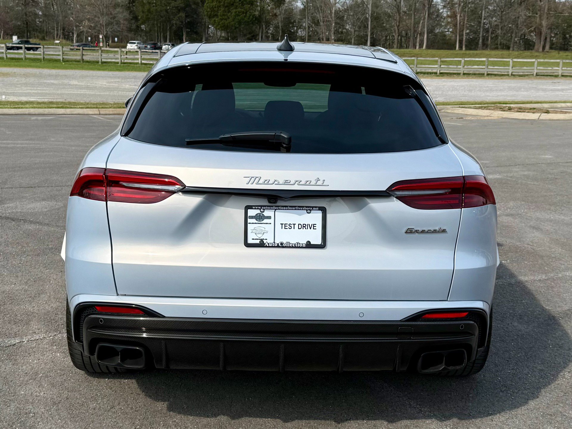 Used 2024 Maserati Grecale Trofeo image 4