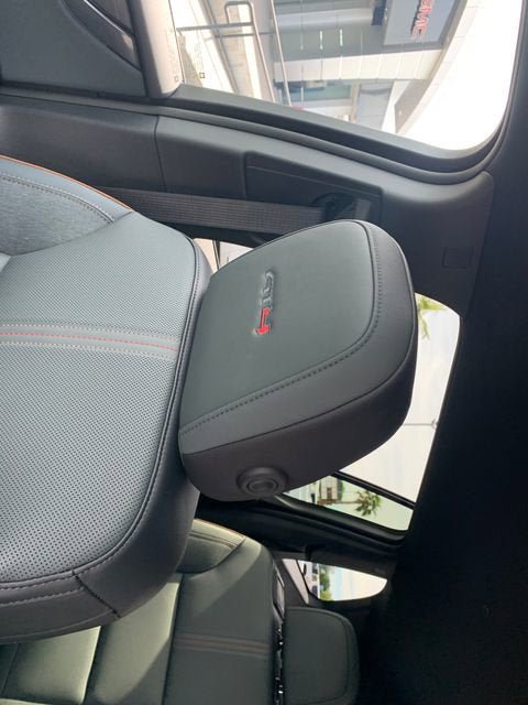 New 2026 GMC Acadia AT4 AWD/4WD image 29