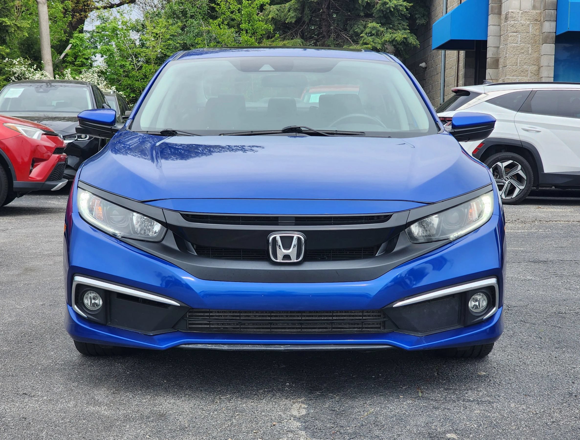 Used 2020 Honda Civic EX image 2