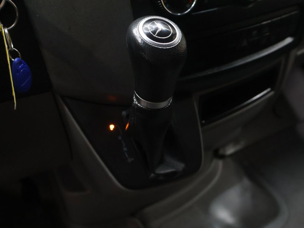 Used 2018 Mercedes-Benz Sprinter 2500 image 21