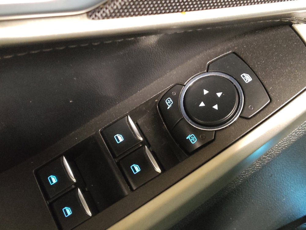 Used 2023 Ford Explorer XLT w/ Equipment Group 202A image 27