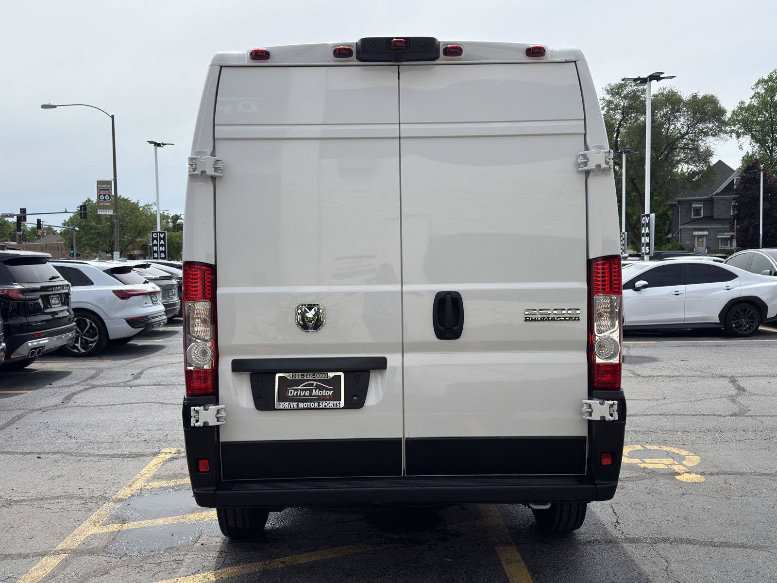 Used 2026 RAM ProMaster 2500 w/ Convenience Group FWD image 5