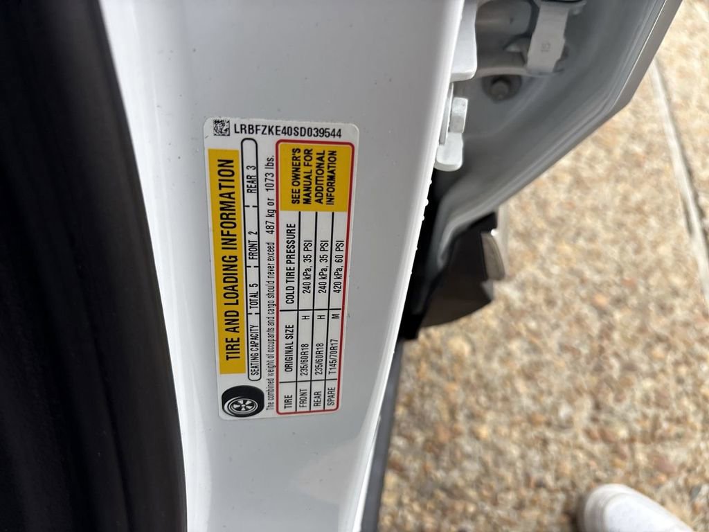 Certified 2025 Buick Envision Preferred image 34