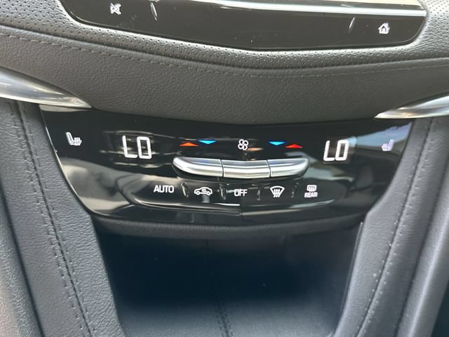 Certified 2024 Cadillac XT5 Luxury FWD image 26