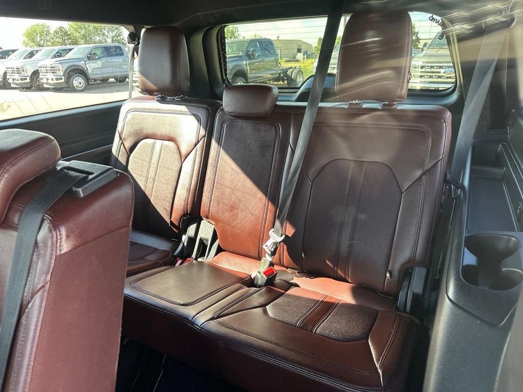 Used 2022 Ford Expedition Max Limited AWD/4WD image 23