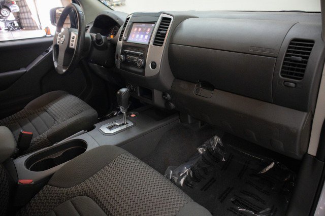 Used 2020 Nissan Frontier SV w/ SV Utility Package image 27