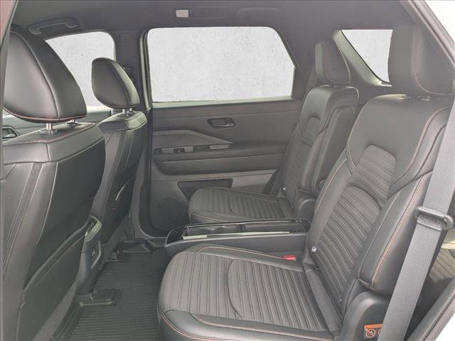 Used 2024 Nissan Pathfinder Rock Creek image 18