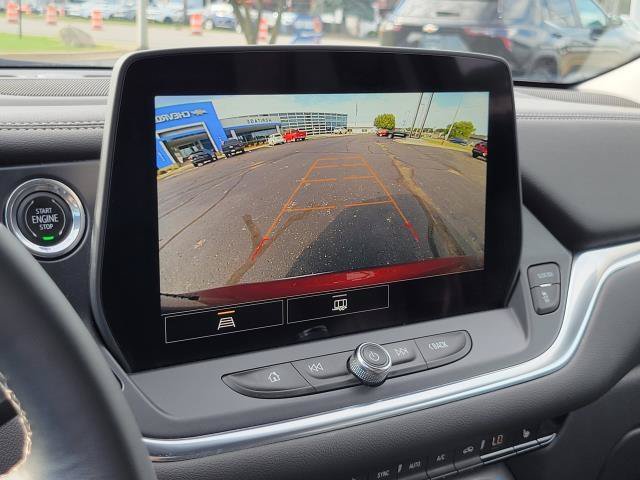 Used 2024 Chevrolet Blazer LT w/ Midnight/Sport Edition FWD image 21