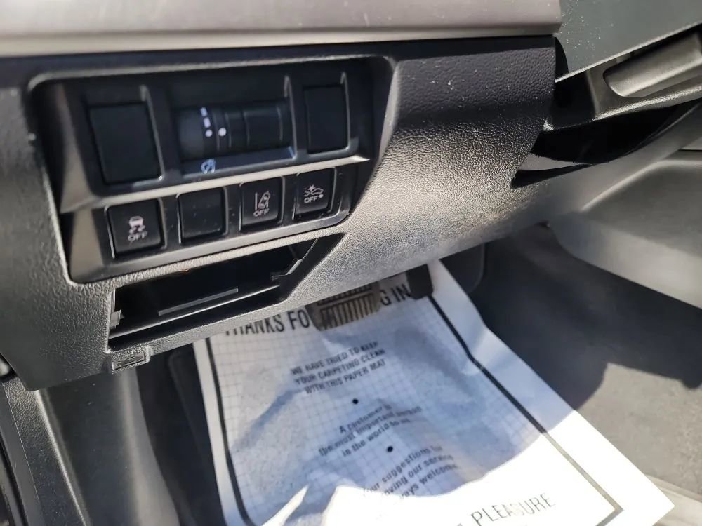 Used 2019 Subaru Outback 2.5i Premium AWD/4WD image 12
