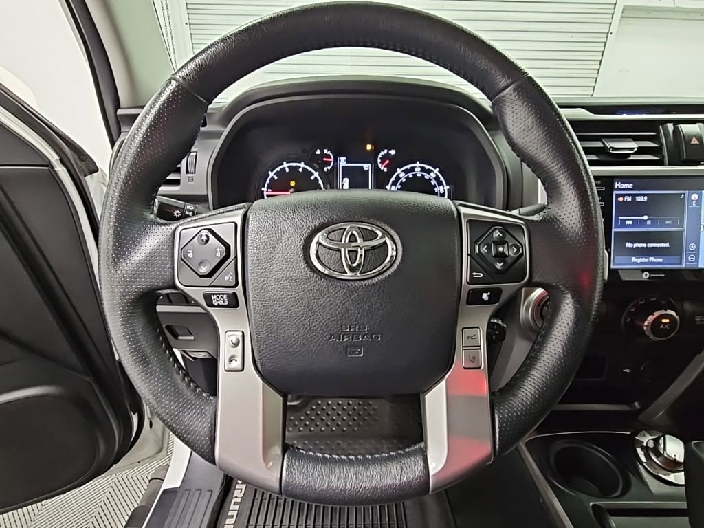 Used 2020 Toyota 4Runner SR5 image 24