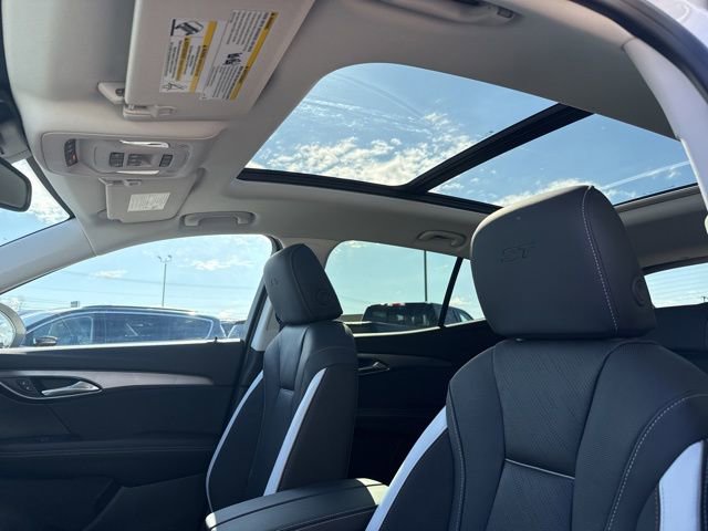 New 2026 Buick Envision Sport Touring image 22