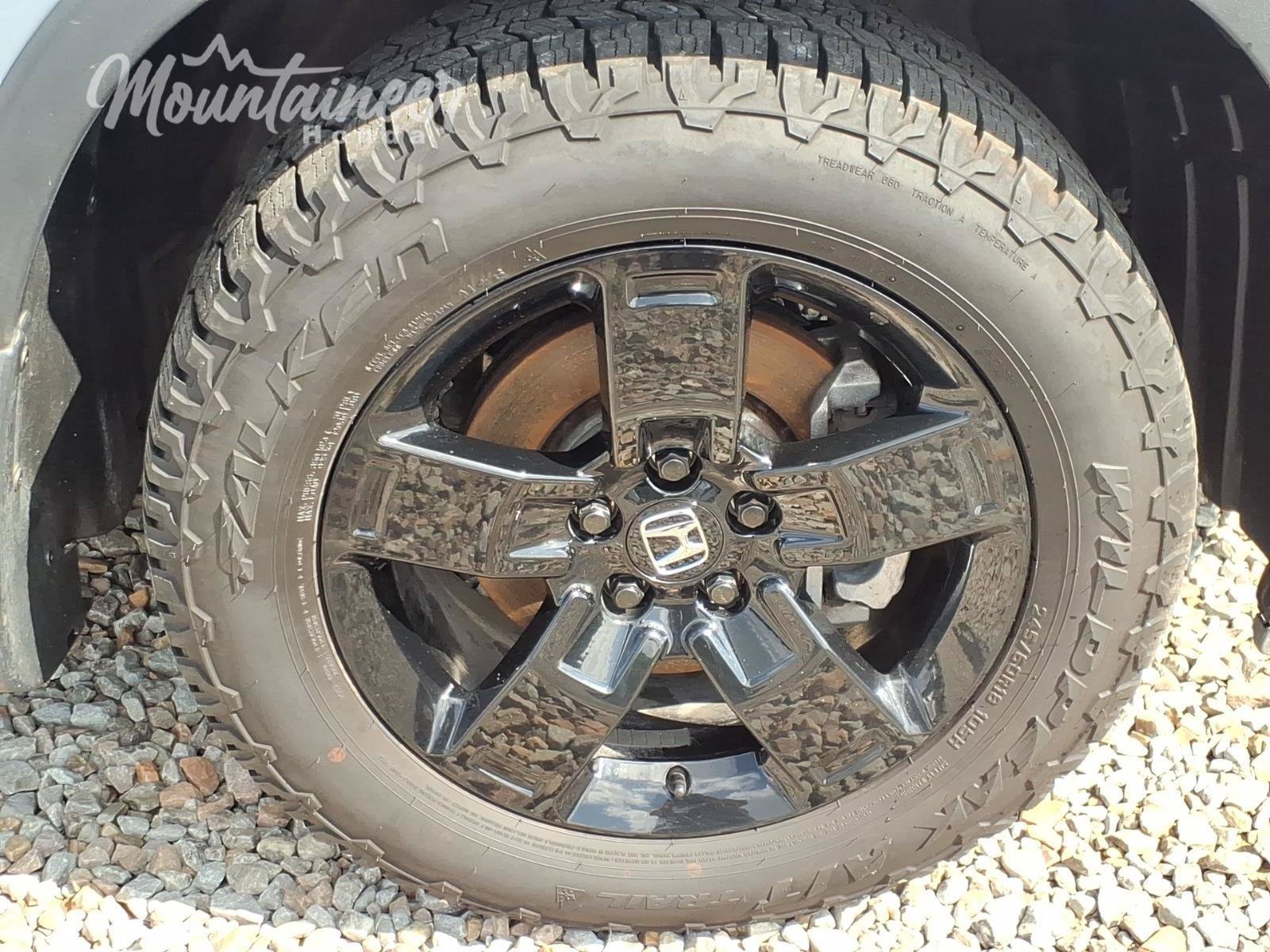 Certified 2024 Honda Ridgeline Black Edition image 12