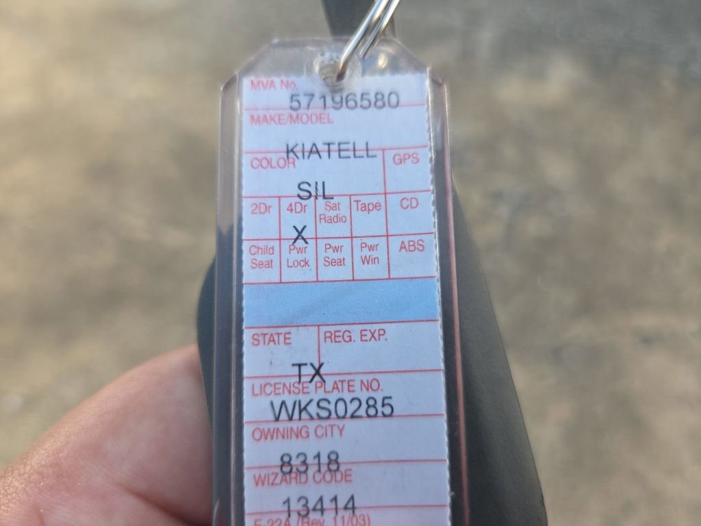 Used 2025 Kia Telluride S image 11