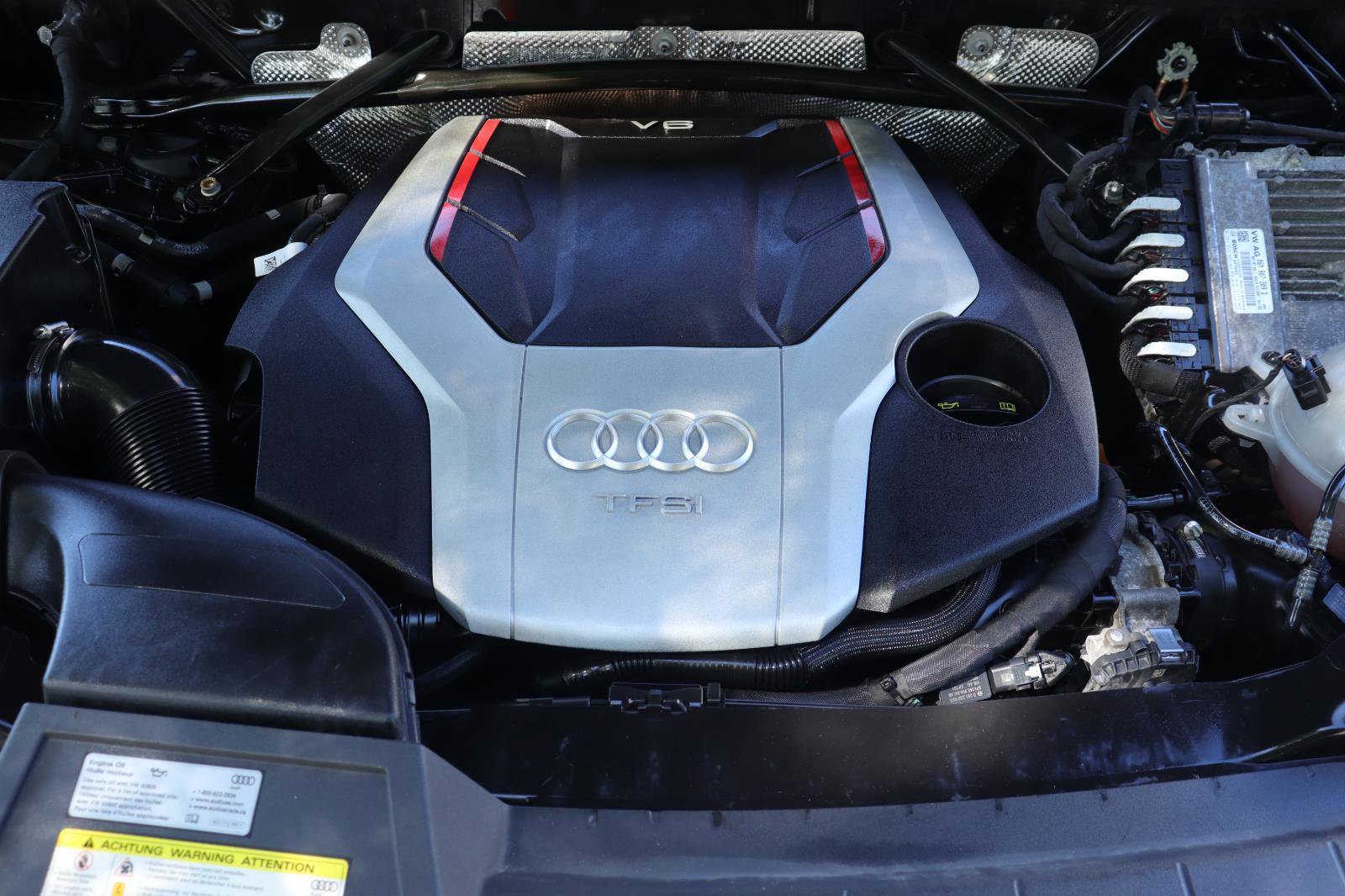 Used 2018 Audi SQ5 Prestige AWD/4WD image 40