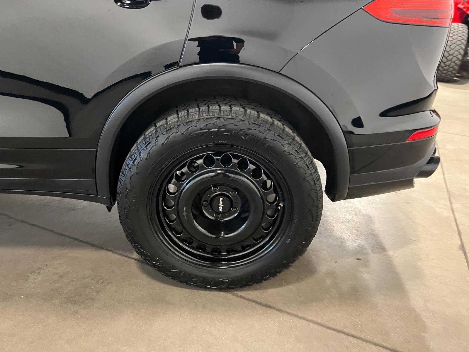 Used 2016 Porsche Cayenne S AWD/4WD image 46