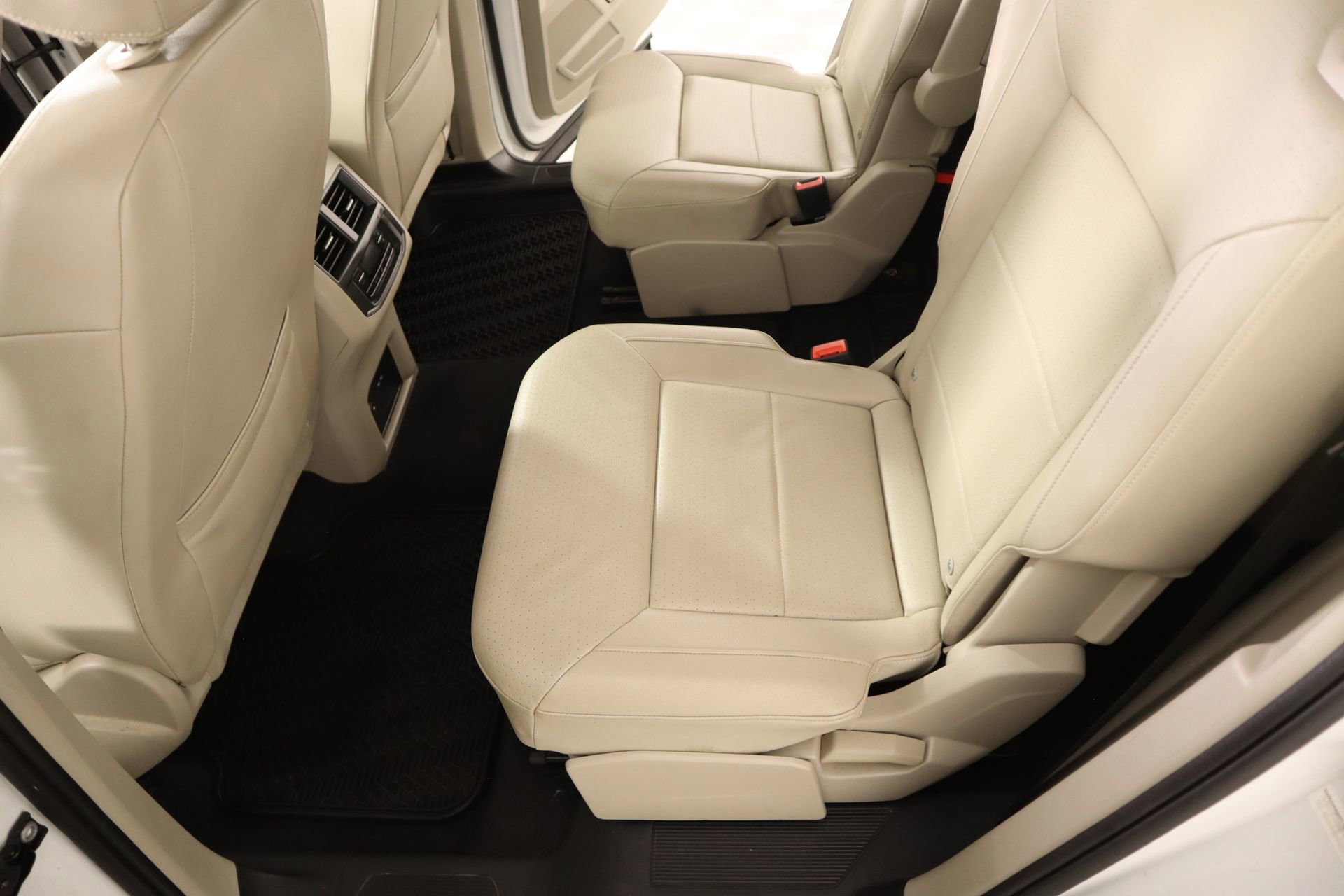 Used 2021 Volkswagen Atlas SEL image 12